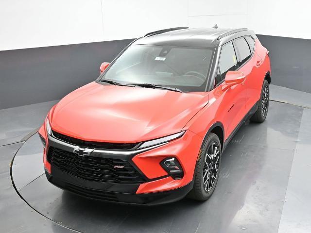 new 2025 Chevrolet Blazer car, priced at $45,695
