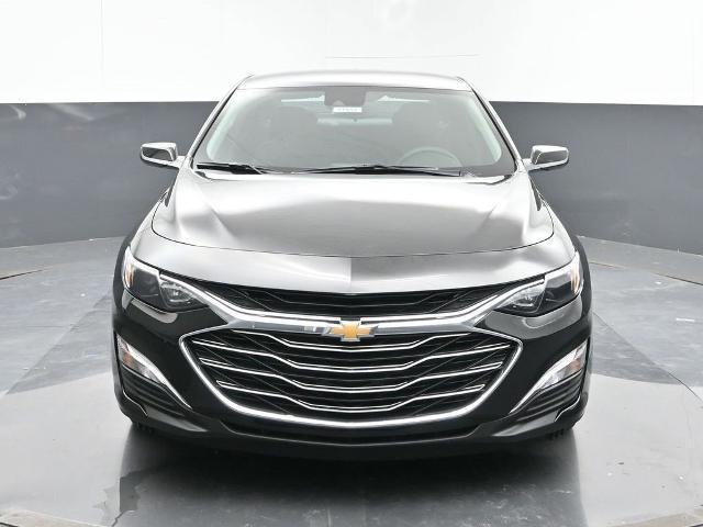 new 2025 Chevrolet Malibu car