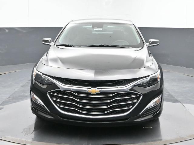 new 2025 Chevrolet Malibu car