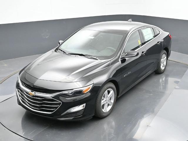 new 2025 Chevrolet Malibu car