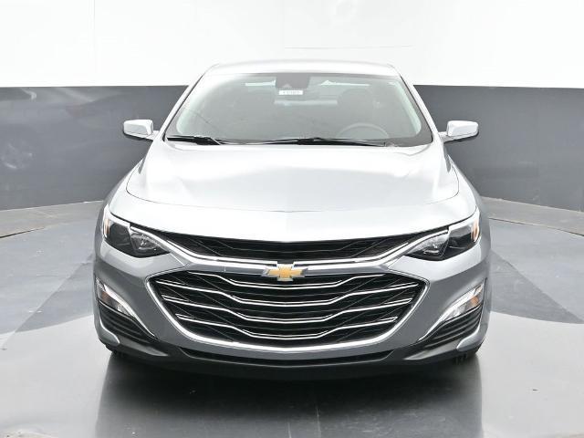 new 2025 Chevrolet Malibu car