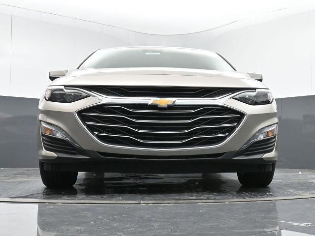 new 2025 Chevrolet Malibu car