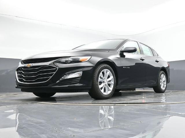 new 2024 Chevrolet Malibu car, priced at $27,670