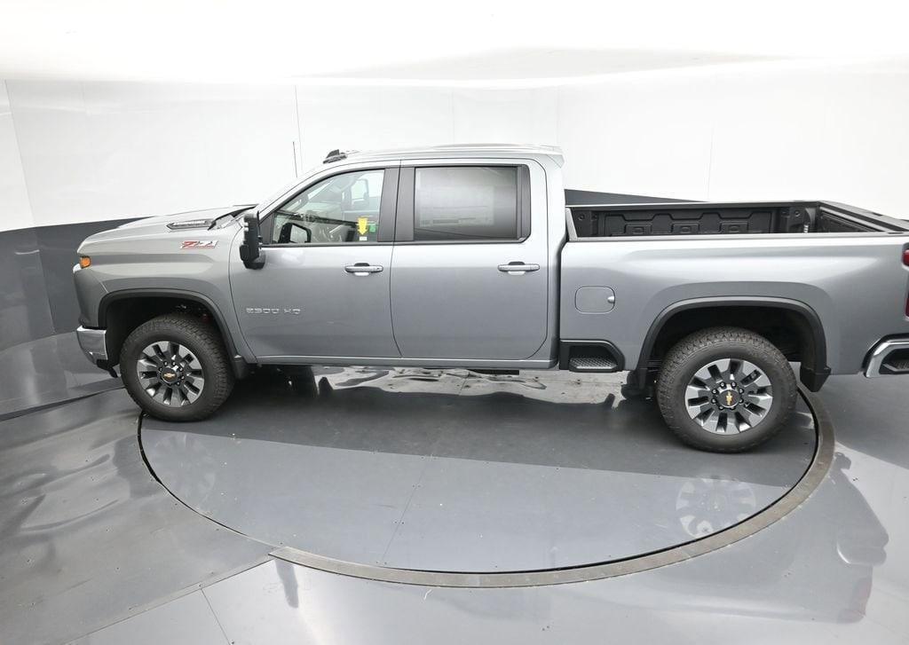 new 2025 Chevrolet Silverado 2500 car, priced at $66,385