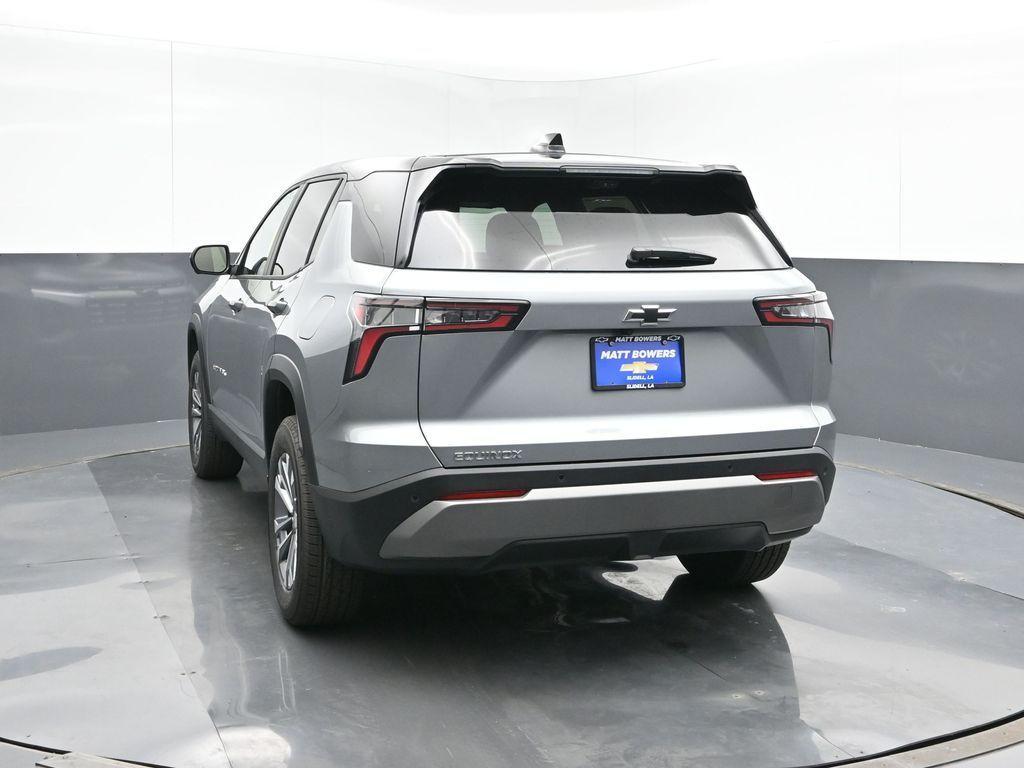new 2026 Chevrolet Equinox car, priced at $30,325