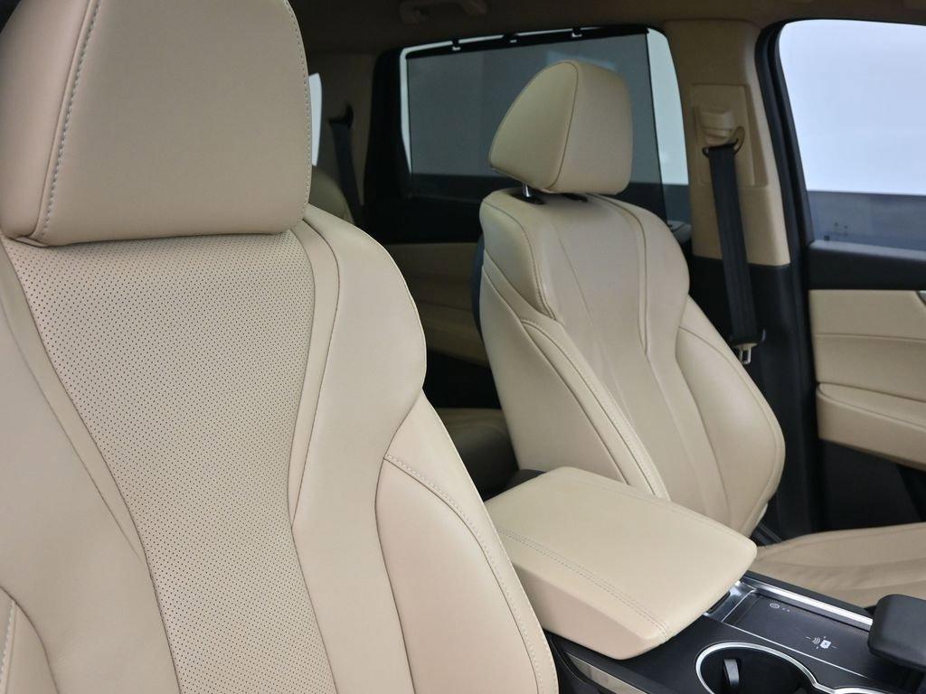 used 2023 Acura MDX car, priced at $42,636