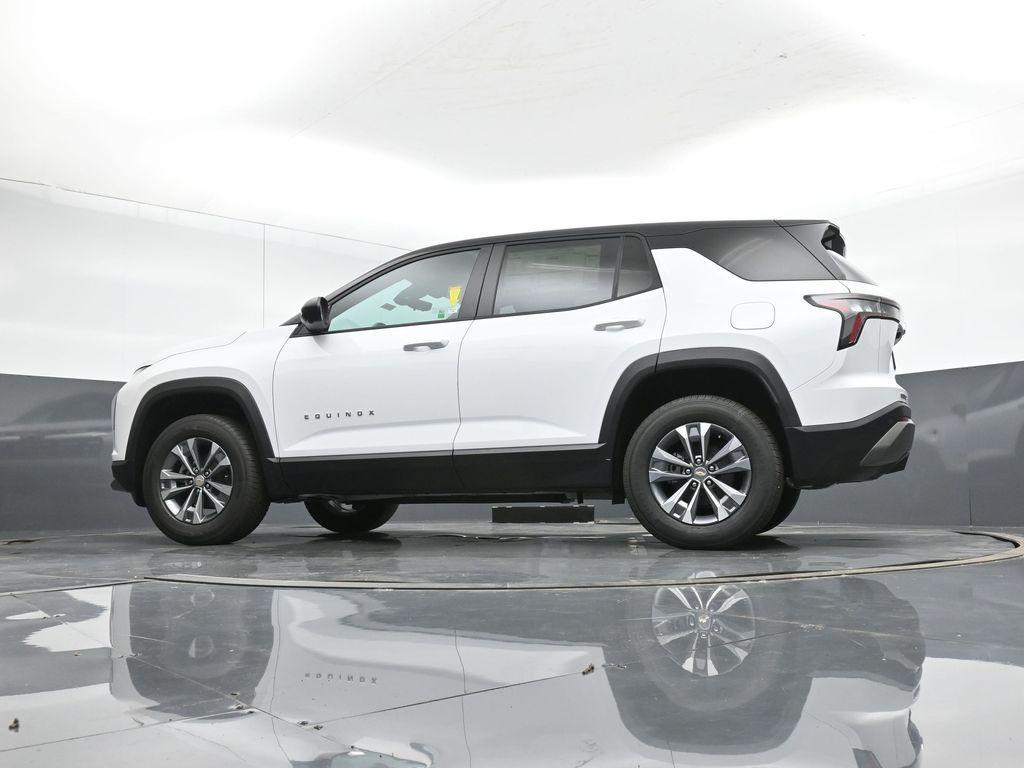 new 2026 Chevrolet Equinox car, priced at $30,325