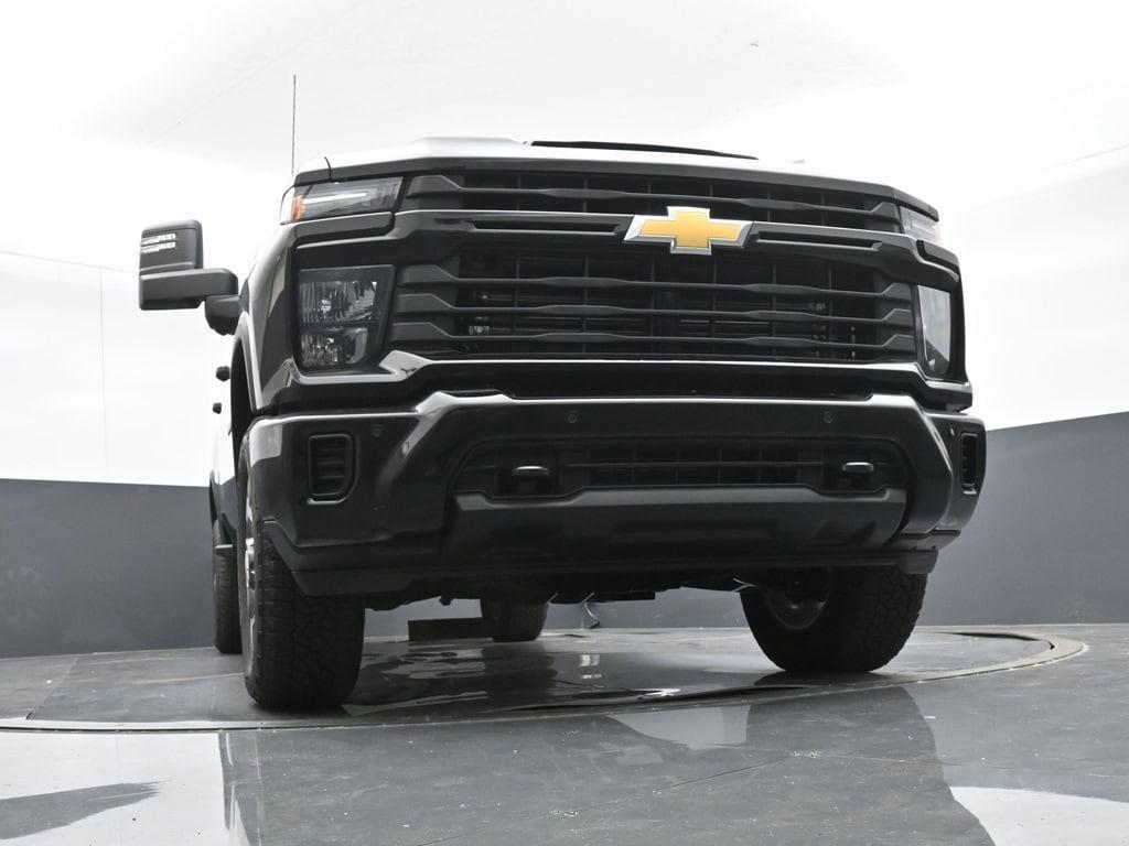 new 2025 Chevrolet Silverado 2500 car, priced at $66,470