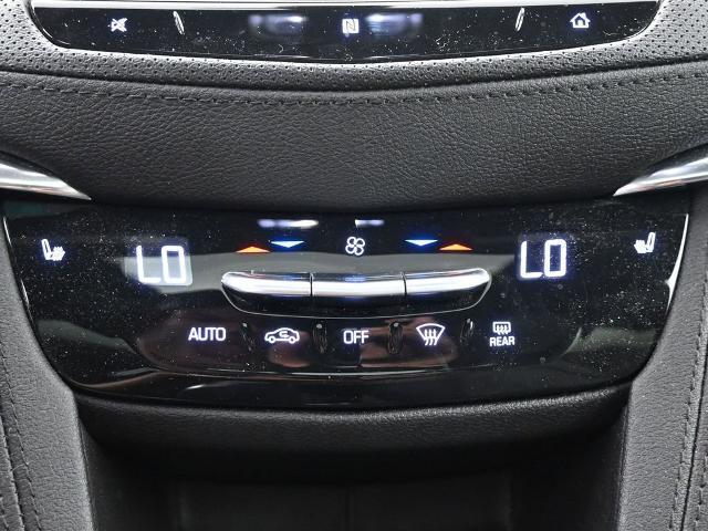 used 2020 Cadillac XT5 car, priced at $26,691