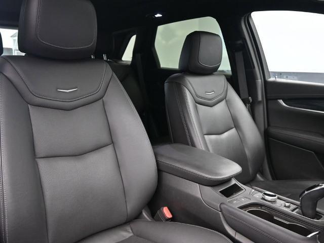 used 2020 Cadillac XT5 car, priced at $26,691