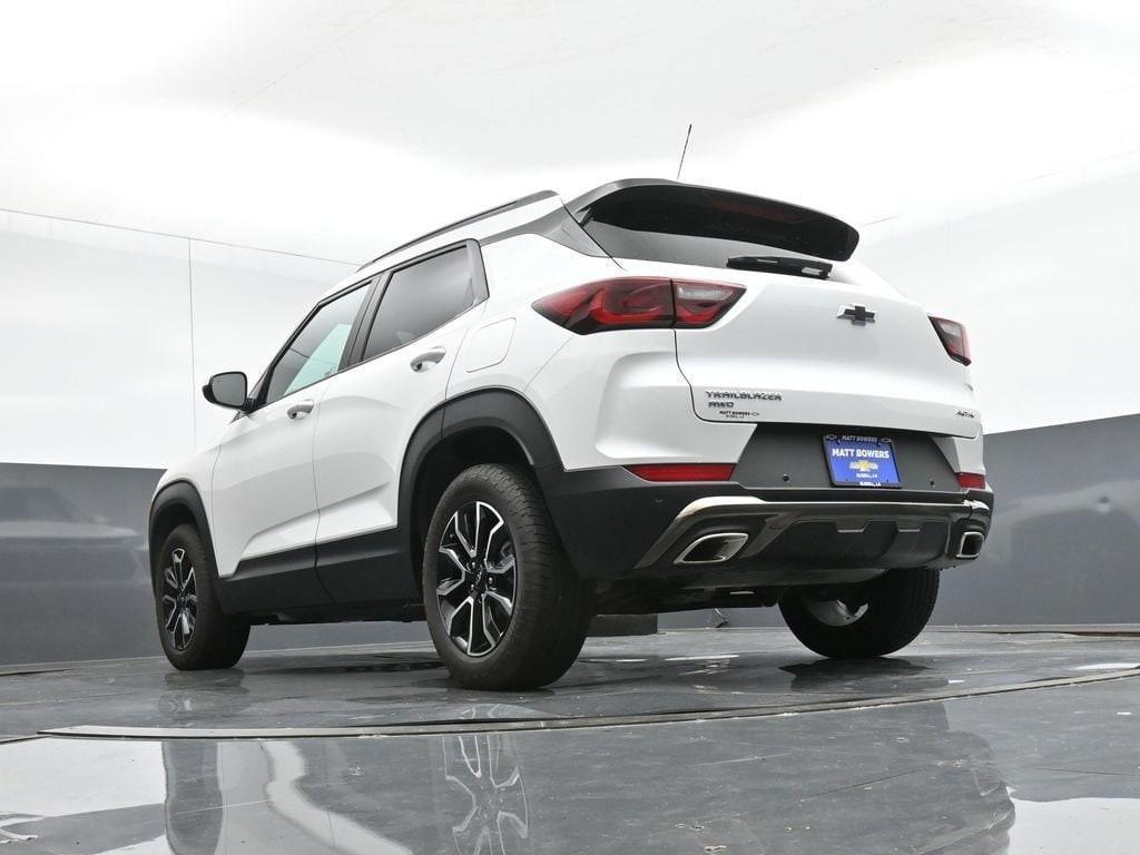new 2025 Chevrolet TrailBlazer car, priced at $29,255