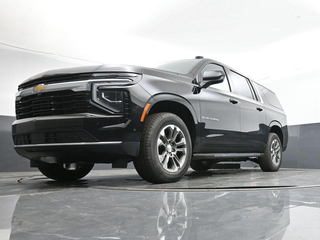 new 2025 Chevrolet Suburban car, priced at $65,660