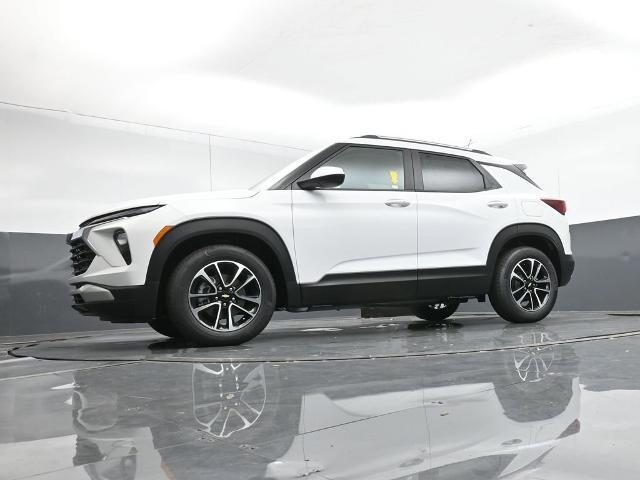 new 2026 Chevrolet TrailBlazer car, priced at $26,125
