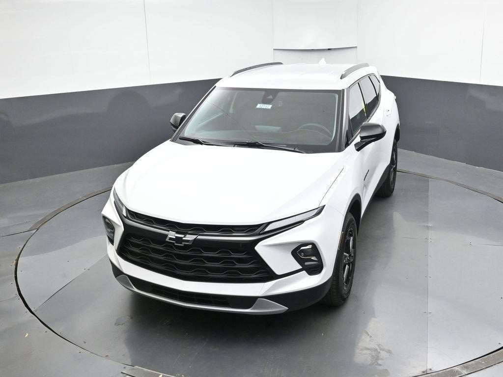 new 2026 Chevrolet Blazer car