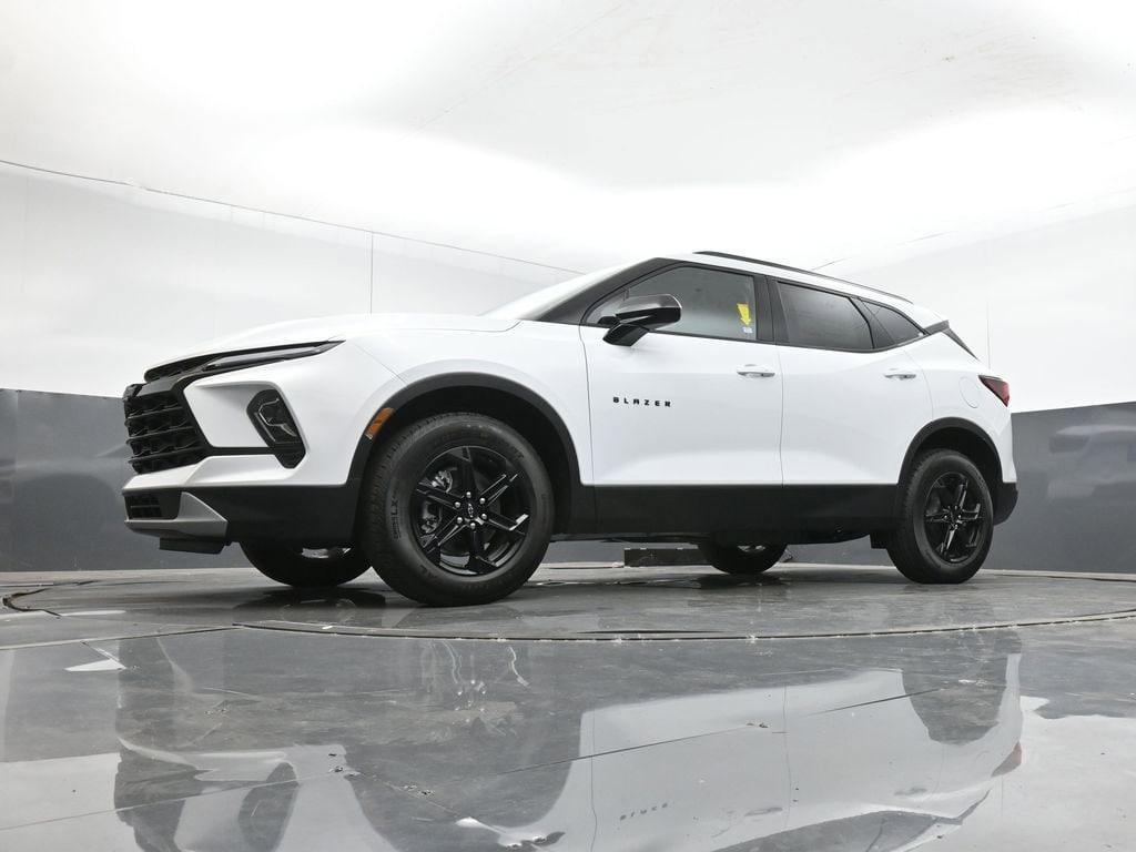 new 2026 Chevrolet Blazer car