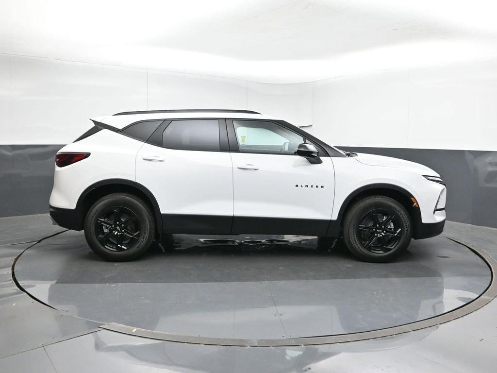 new 2026 Chevrolet Blazer car