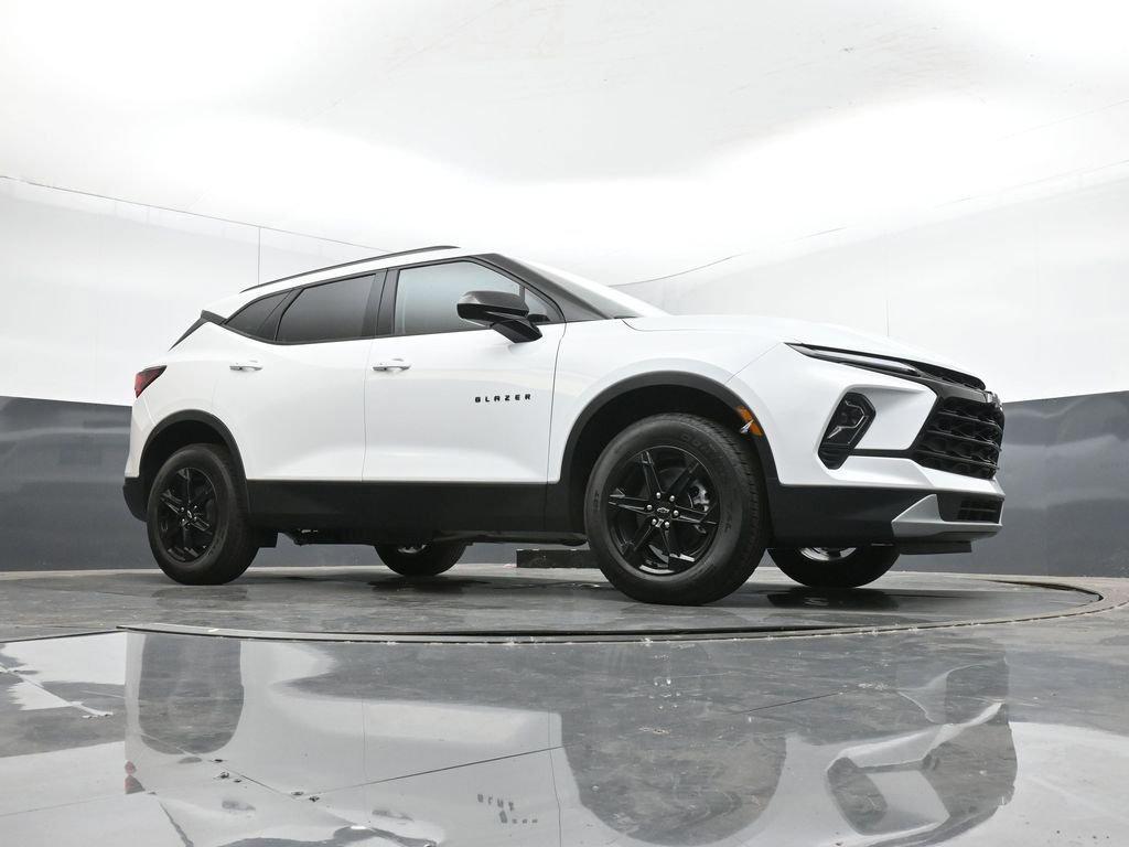 new 2026 Chevrolet Blazer car