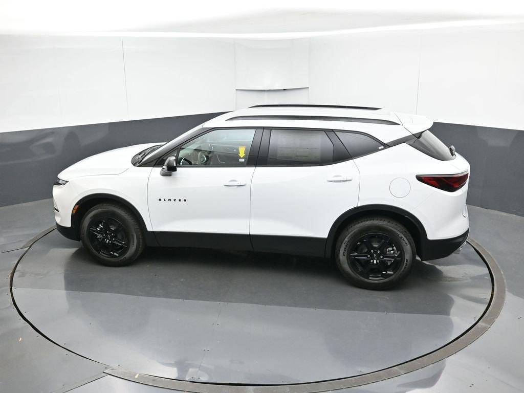 new 2026 Chevrolet Blazer car