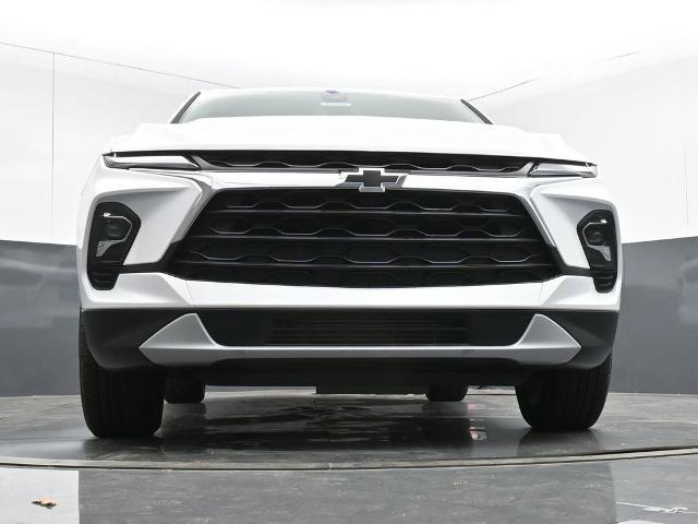 new 2025 Chevrolet Blazer car