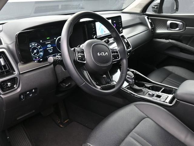 used 2023 Kia Sorento car, priced at $33,677