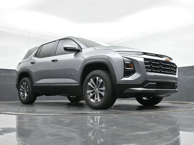 new 2025 Chevrolet Equinox car, priced at $28,645