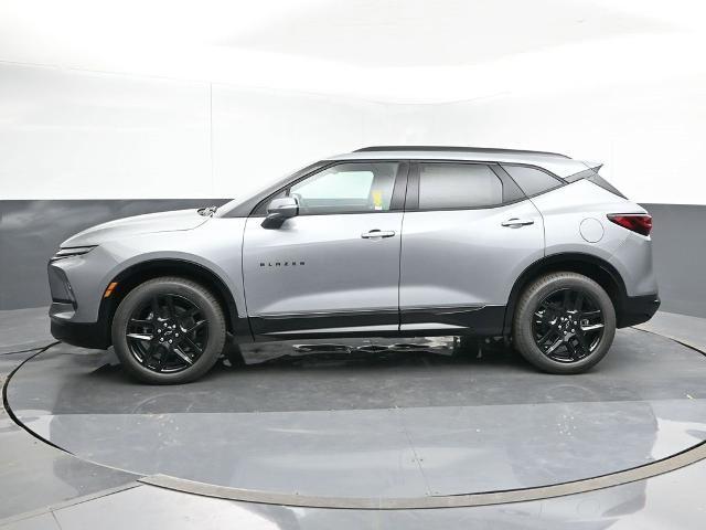 new 2025 Chevrolet Blazer car