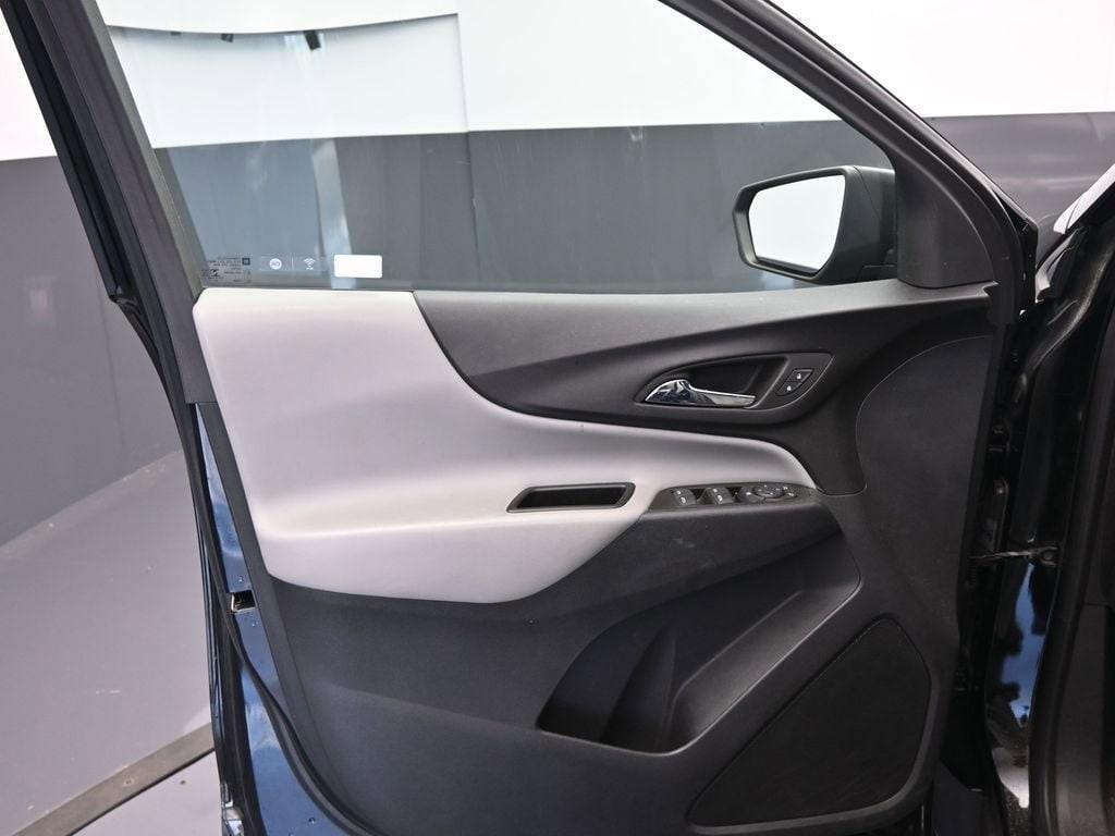 used 2023 Chevrolet Equinox car, priced at $21,991