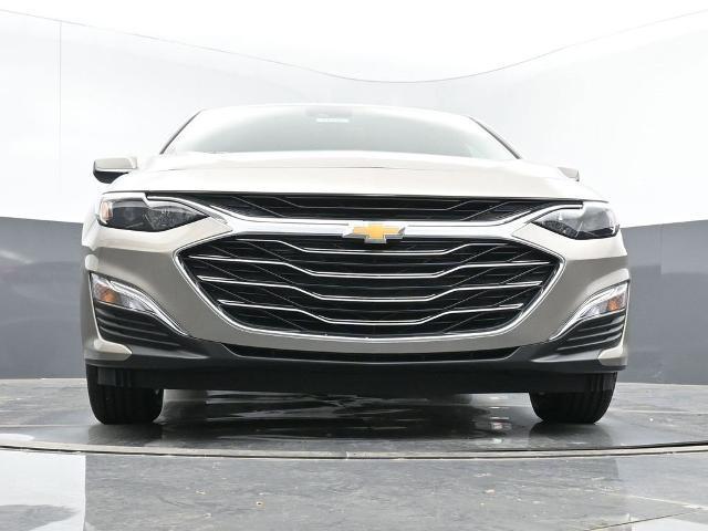 new 2025 Chevrolet Malibu car