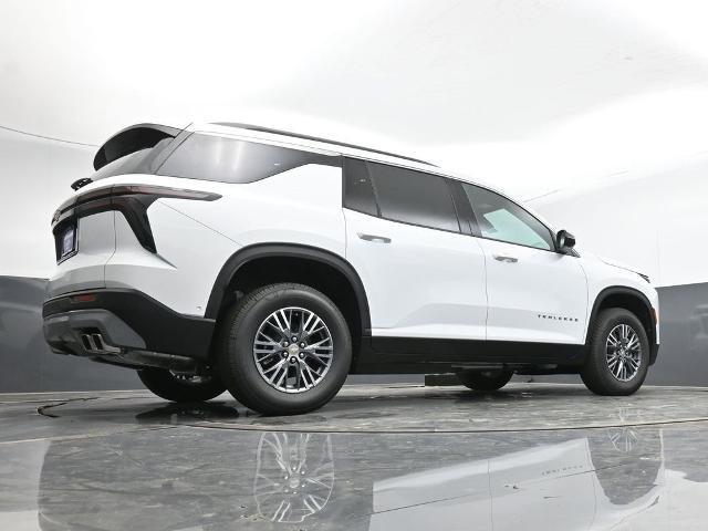 new 2025 Chevrolet Traverse car, priced at $46,430