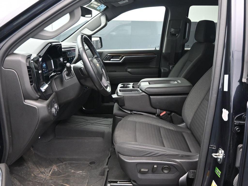 used 2024 Chevrolet Silverado 1500 car, priced at $32,489