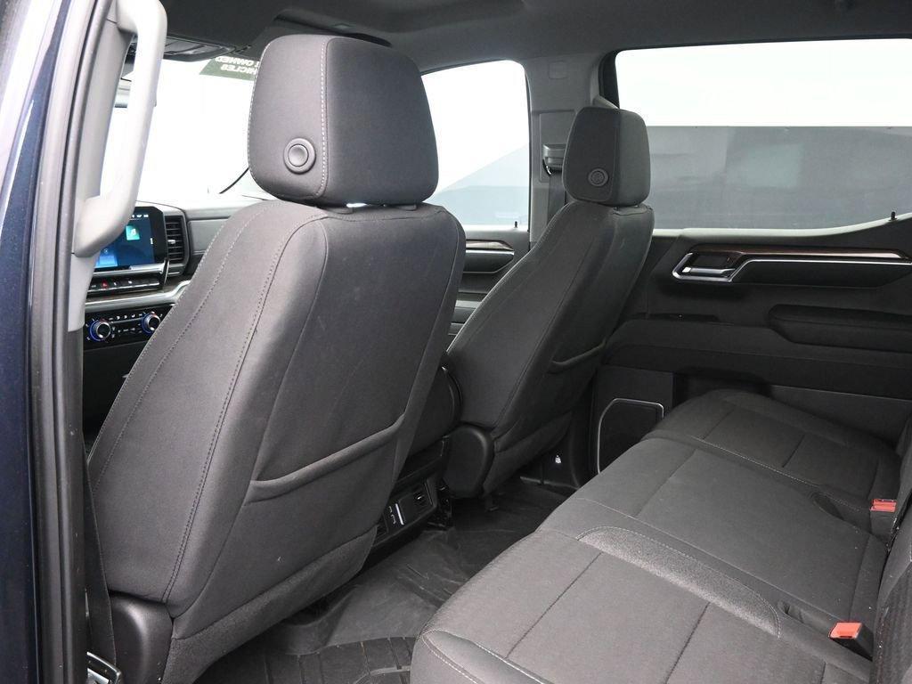 used 2024 Chevrolet Silverado 1500 car, priced at $32,489
