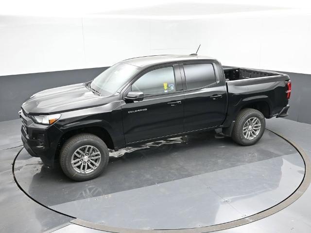 new 2024 Chevrolet Colorado car, priced at $40,600