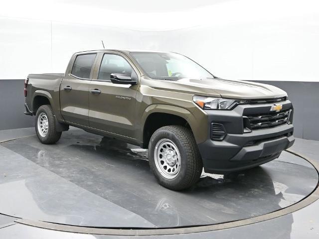 new 2024 Chevrolet Colorado car, priced at $35,275