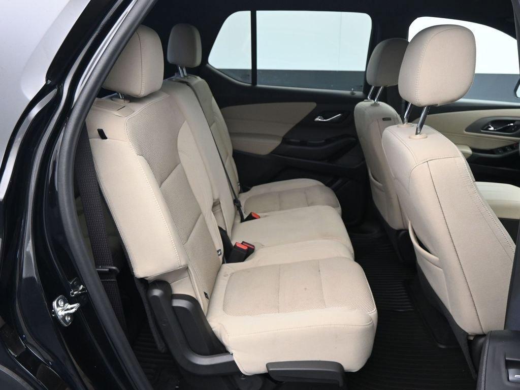 used 2023 Chevrolet Traverse car, priced at $25,991