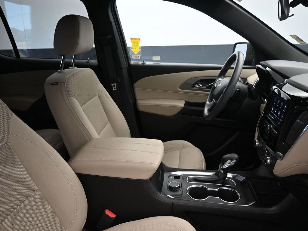 used 2023 Chevrolet Traverse car, priced at $25,991