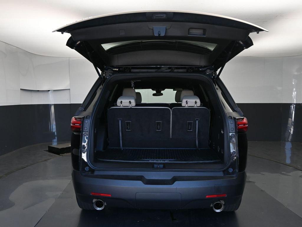 used 2023 Chevrolet Traverse car, priced at $25,991