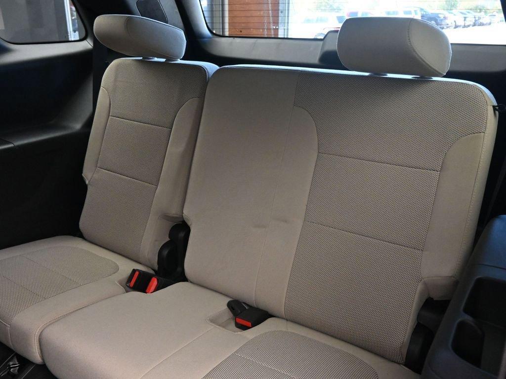 used 2023 Chevrolet Traverse car, priced at $25,991