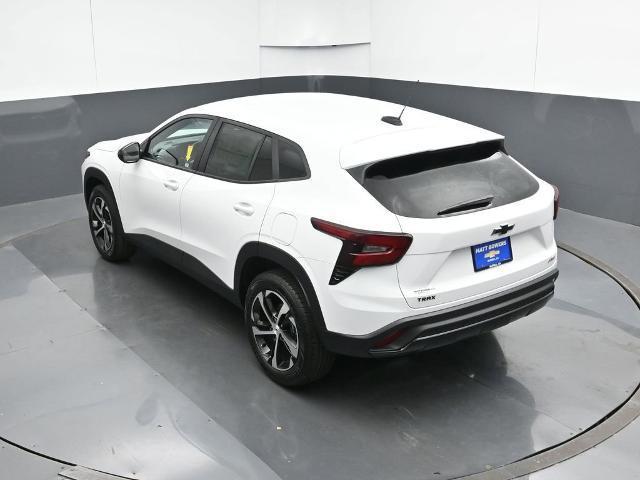 new 2025 Chevrolet Trax car