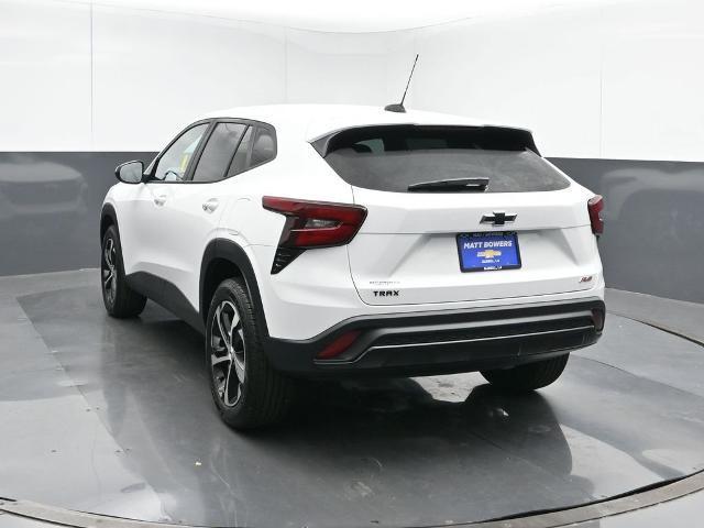 new 2025 Chevrolet Trax car