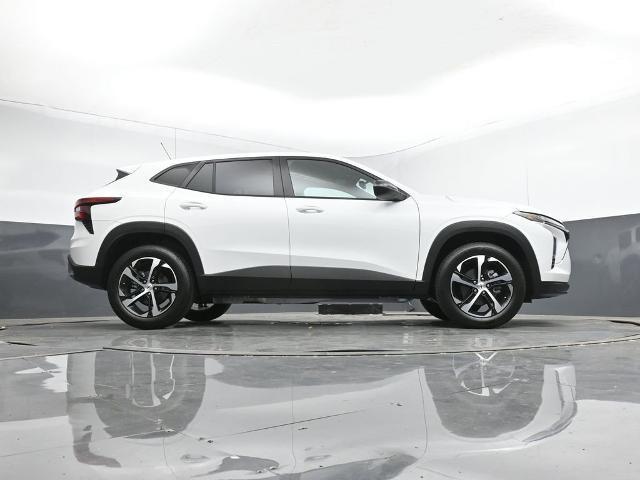 new 2025 Chevrolet Trax car