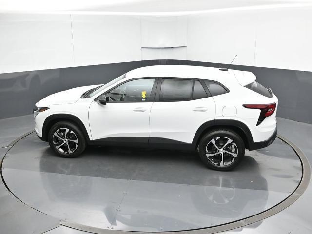 new 2025 Chevrolet Trax car