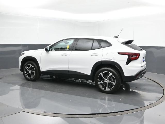 new 2025 Chevrolet Trax car