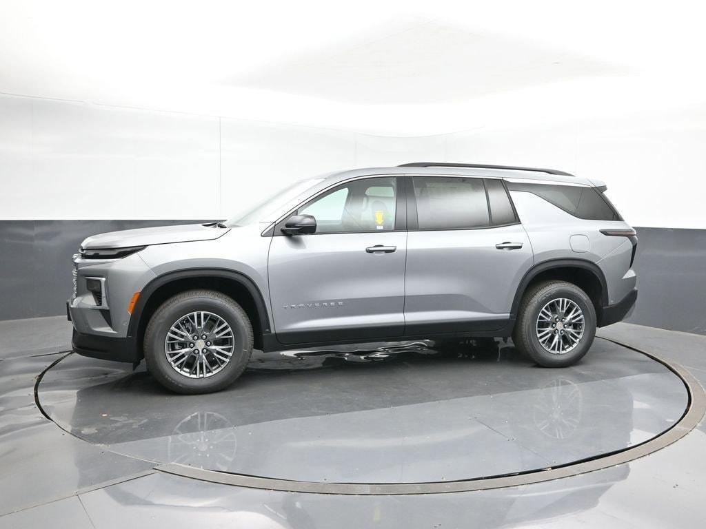 new 2025 Chevrolet Traverse car