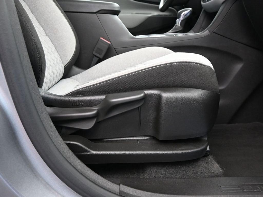 used 2023 Chevrolet Equinox car, priced at $21,491