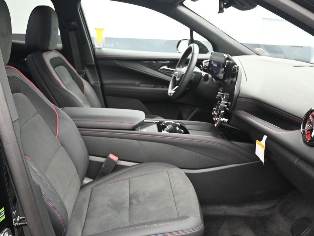 used 2025 Chevrolet Blazer EV car, priced at $32,991