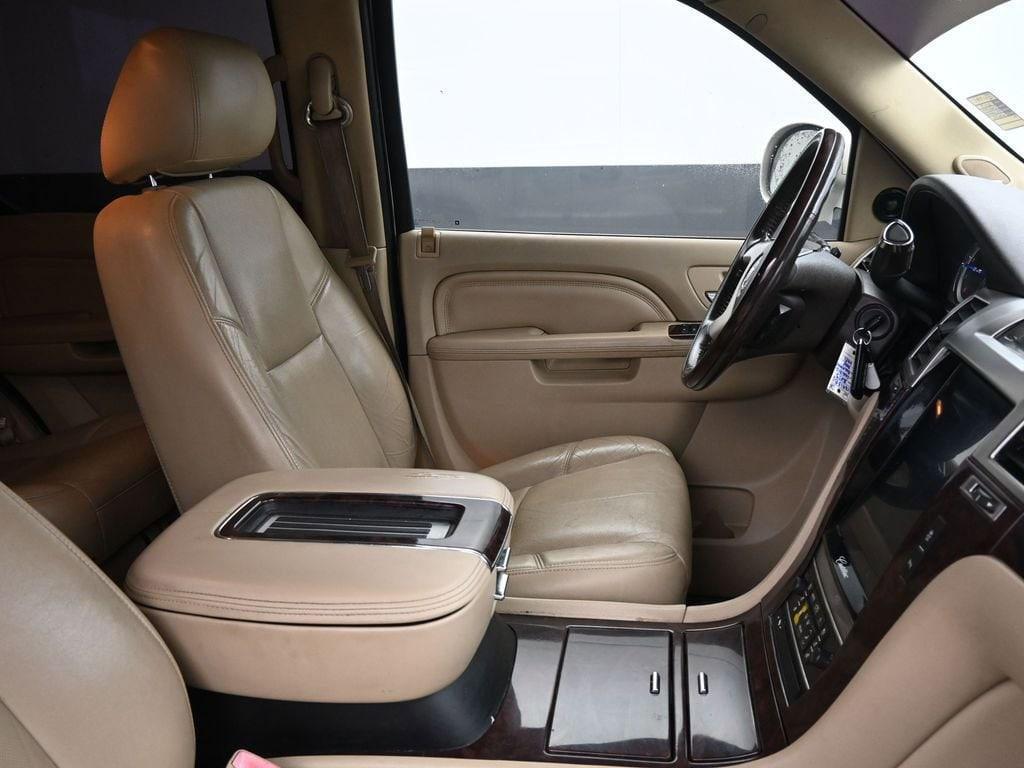 used 2013 Cadillac Escalade car, priced at $12,991