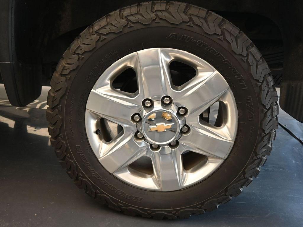 used 2021 Chevrolet Silverado 2500 car, priced at $49,391