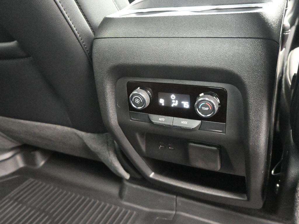 used 2026 Chevrolet Traverse car