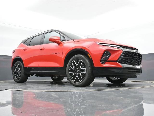 new 2025 Chevrolet Blazer car