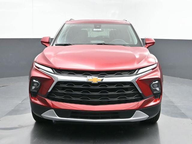 new 2025 Chevrolet Blazer car, priced at $33,580